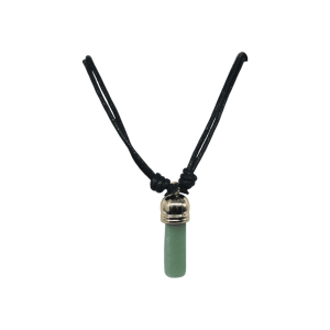 Collar de cuarzo verde con capuchón dorado