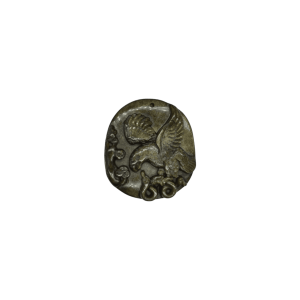 Dije de obsidiana dorada con águila y serpiente talladas